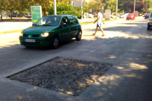 Bar: Usred sezone krpe udarne rupe