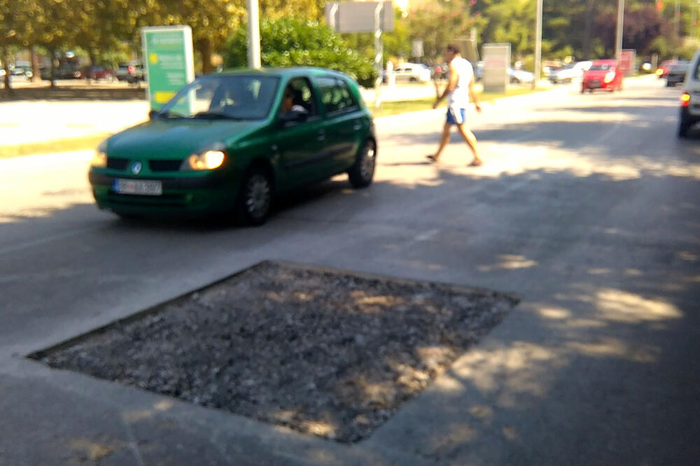 rupe, radovi, Bar, Foto: Radomir Petrić