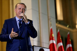 Erdoganov ultimatum: SAD da bira između Gulena i Turske