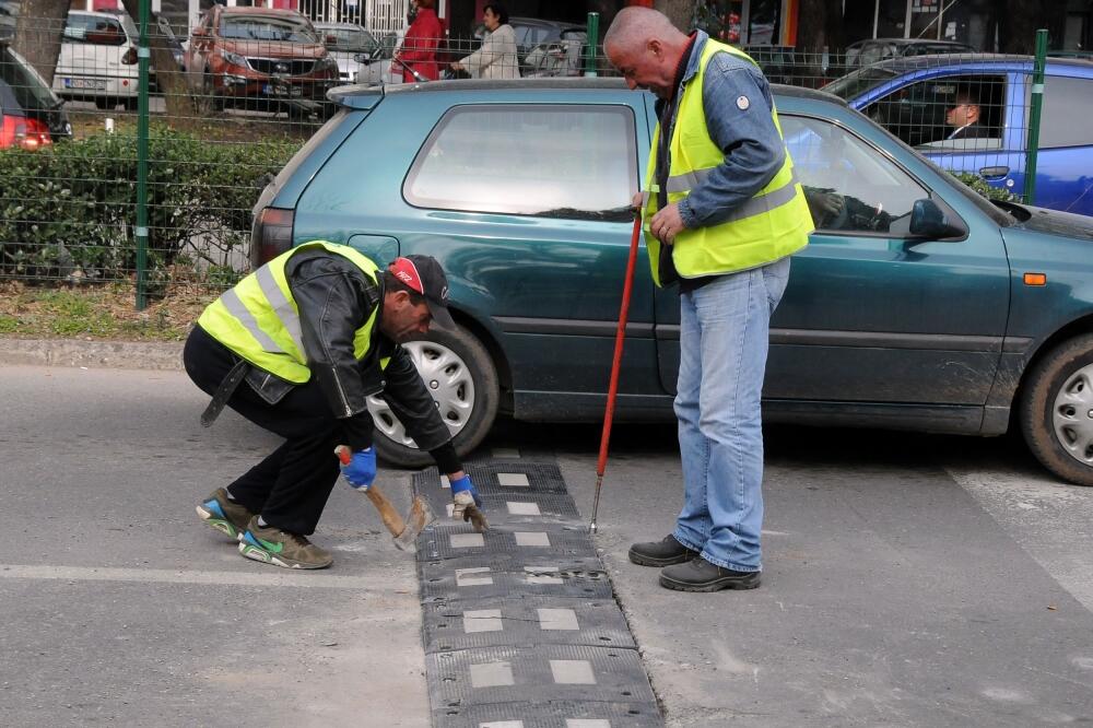 ležeći policajac, Foto: Luka Zeković