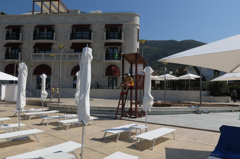 gradska plaža Tivat, Foto: Siniša Luković