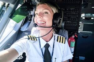 Ona pilotira, vesla, radi jogu... Dovoljno za Instagram zvijezdu