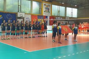Juniorke poražene od Srbije, sa Turskom u polufinalu