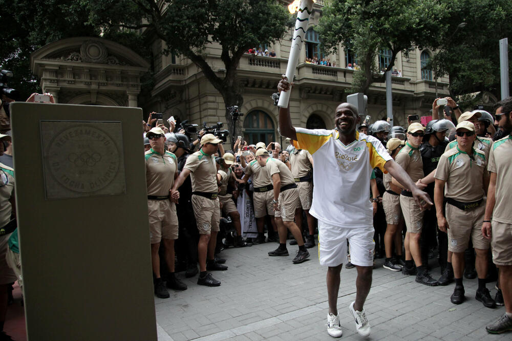 Olimpijska baklja, Foto: Reuters
