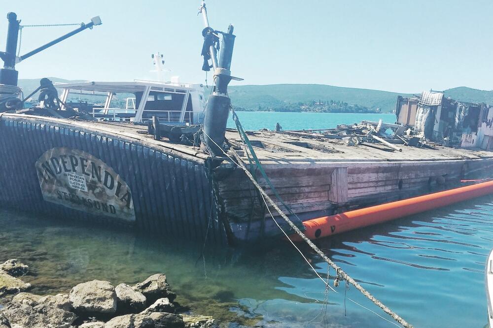 brod Indepedia, Foto: Siniša Luković