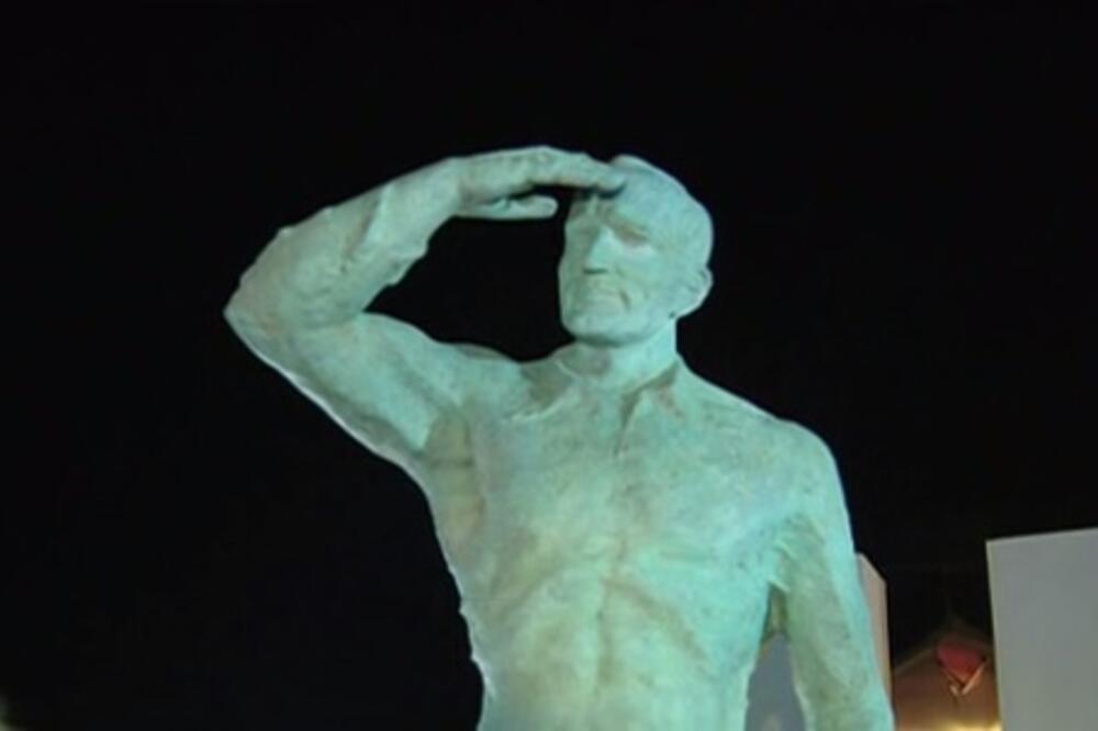 Spomenik Miru Barešiću, Foto: Hrt.hr