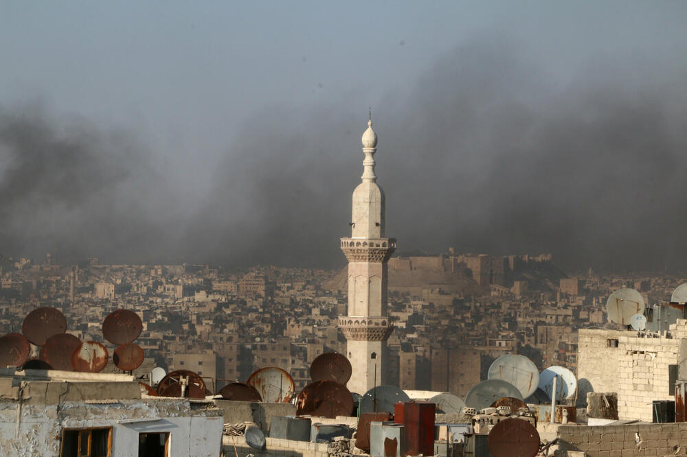 Alepo, gume, Foto: Reuters