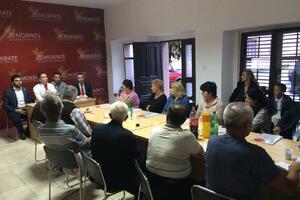 Demokrate u Kolašinu realizovale kampanju "od vrata do vrata"