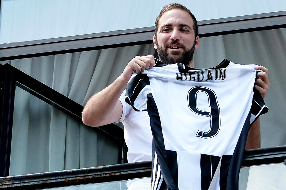 Iguain, Foto: Beta-AP