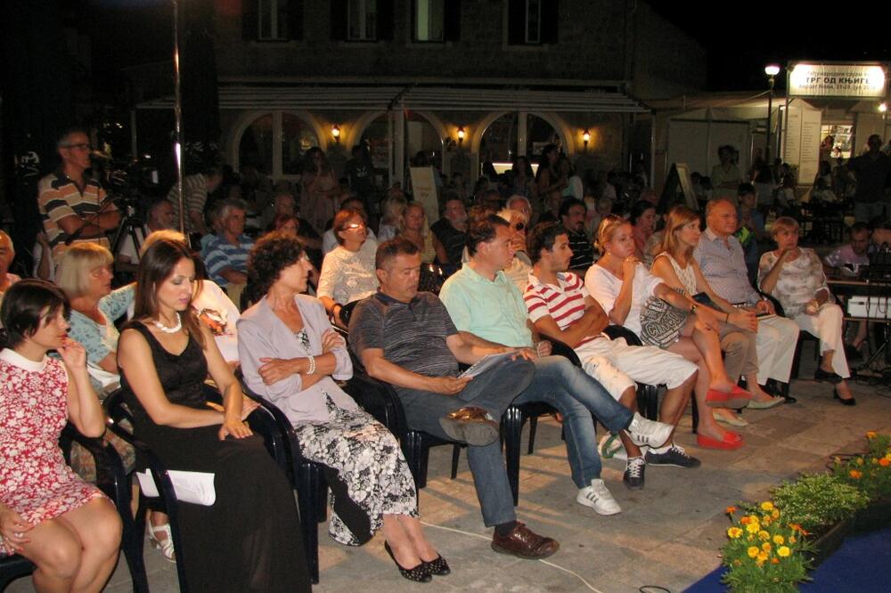 Trg od knjige, Foto: Slavica Kosić