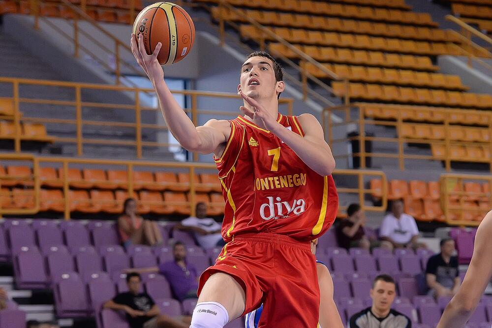 Nikola Žižić, Foto: FIBA Europe/Ciamillo-Castoria/Matteo Marchi