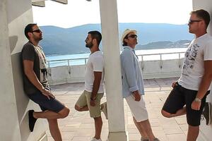 Pjesma o onome što se ljeti svakom može desiti