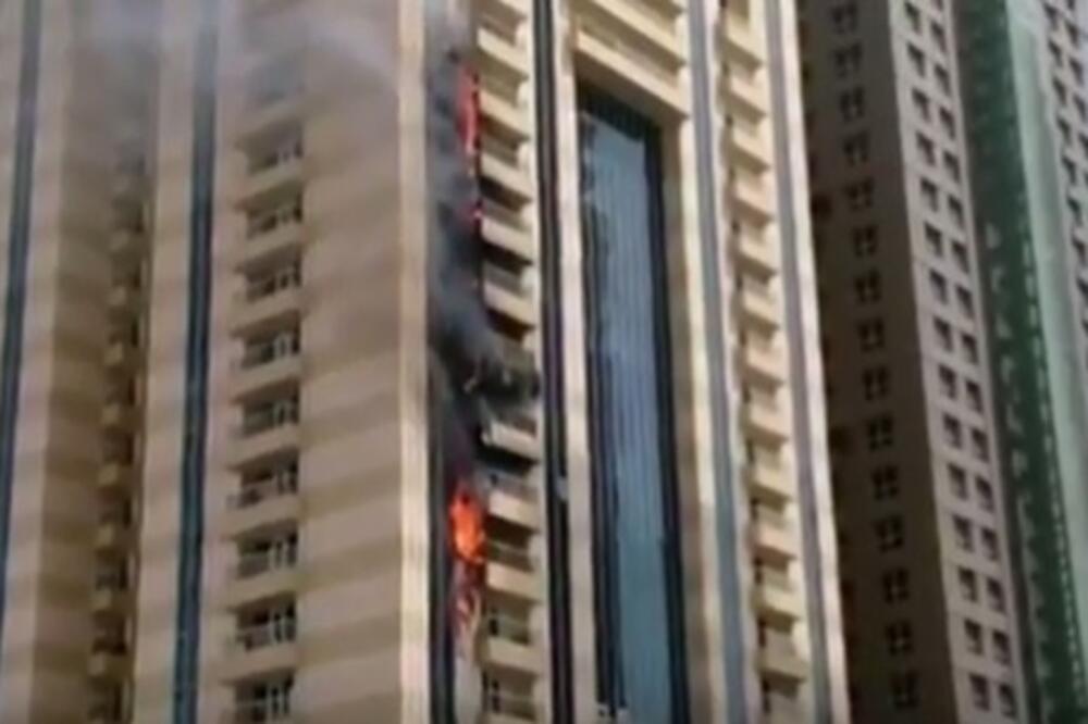 Požar, Dubai, Foto: Screenshot (YouTube)
