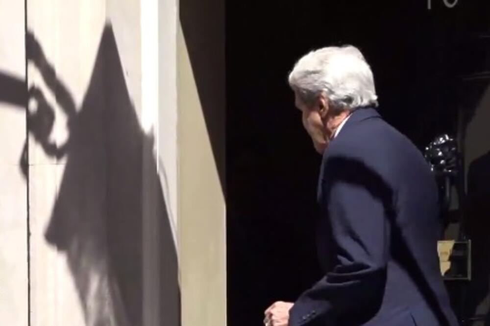 Džon Keri, Foto: Printscreen