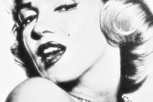 Na aukciji lokne i haljine Merilin Monro