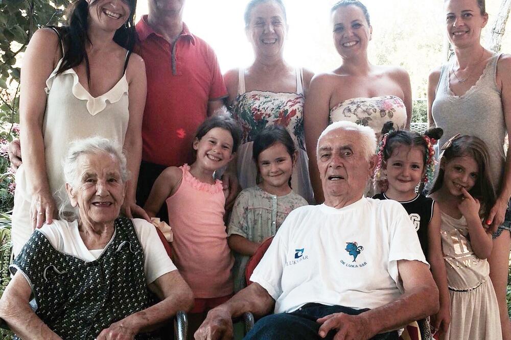 Nikezići, Bar, Foto: Radomir Petrić