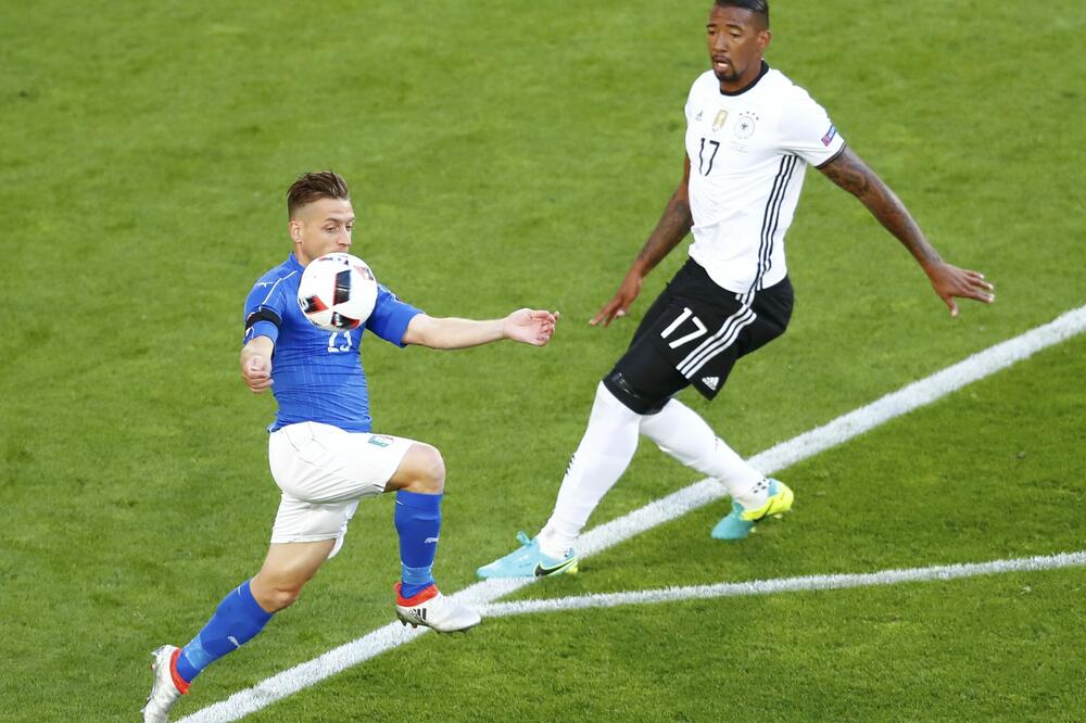 Emanuele Đakerini i Džerom Boateng, Foto: Reuters