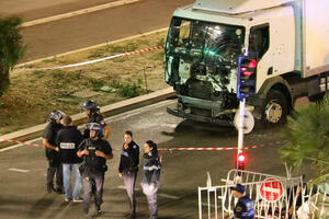 Terorista iz Nice pričao sa policajcem prije napada: "Razvozim...