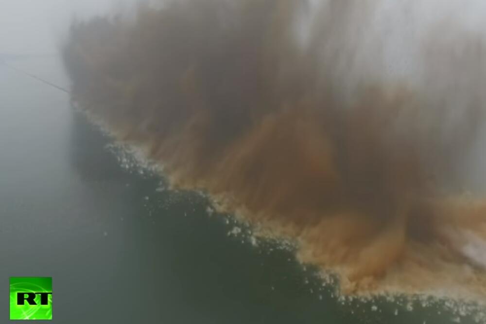 nasip između Lianzi i Niušan jezera, Foto: Screenshot (YouTube)