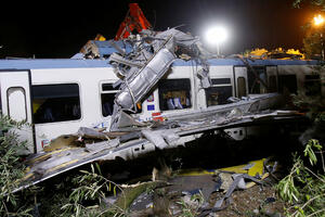 Broj poginulih u stravičnom sudaru vozova u Bariju porastao na 27