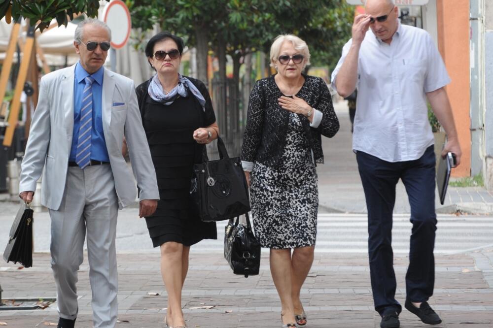 Milka Ljumović, Bose Tatar, Foto: Savo Prelević