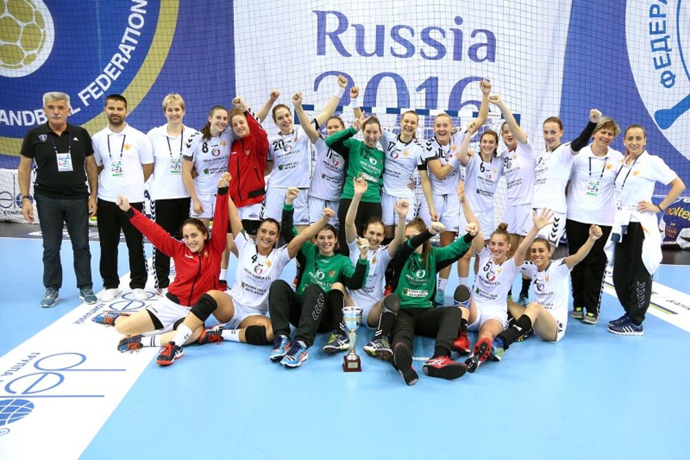 Ženska juniorska rukometna reprezentacija, Foto: Ihf.info