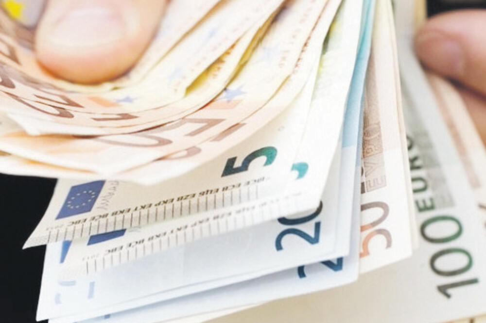 Novacm euri, Foto: Internet