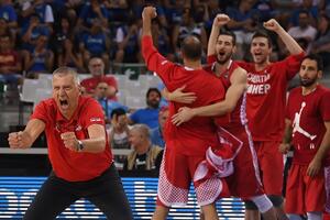 Hrvatski košarkaši u finalu predolimpijskog turnira u Torinu