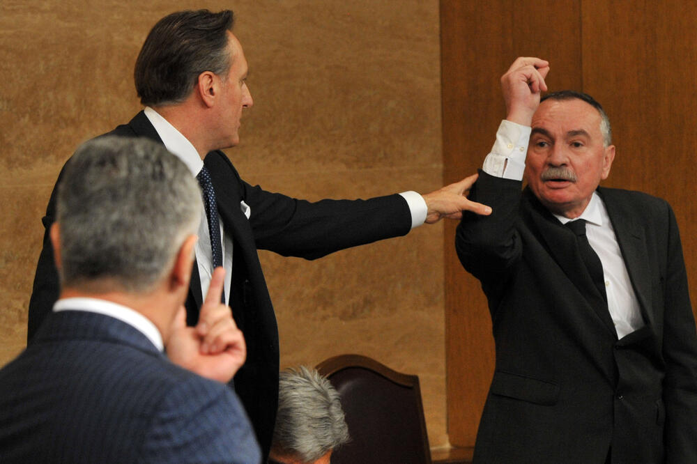 Skupština, incident, Milo Đukanović, Ranko Krivokapić, Branko Radulović, Foto: Savo Prelević