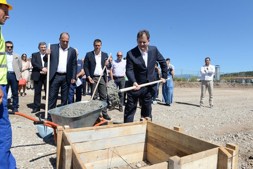 Stijepović I Boljević kamen temeljac, Foto: Glavni grad