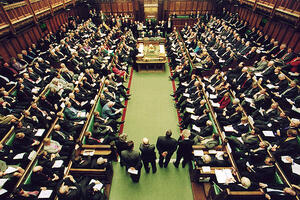 Zatvoren britanski parlament zbog sumnjive koverte