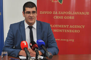 Sredanović: Milošević preturao poštu, bez mog znanja uzeo šifru i...