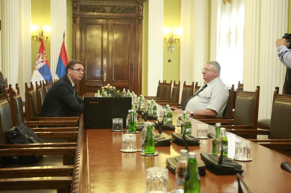 Aleksandar Vučić, Vojislav Šešelj, Foto: Beta-AP