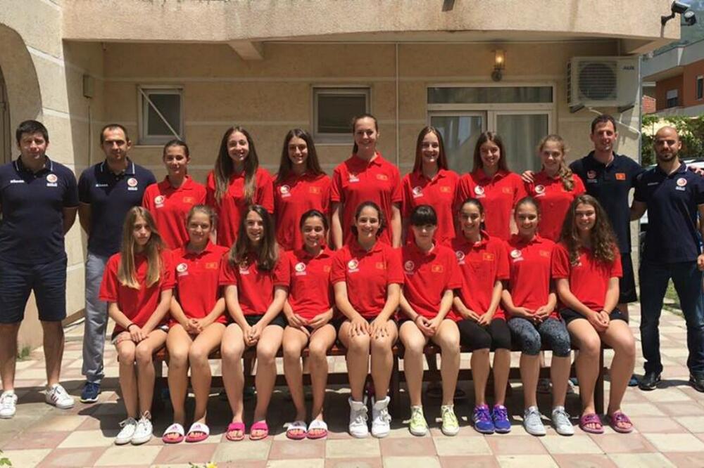 Ženska pionirska odbojkaška reprezentacija, Foto: OSCG