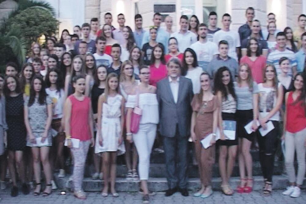 Luče Bar, Foto: Radomir Petrić