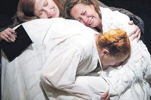 Premijera "Jesenje sonate": Priča o emigrantima iz ovakve...