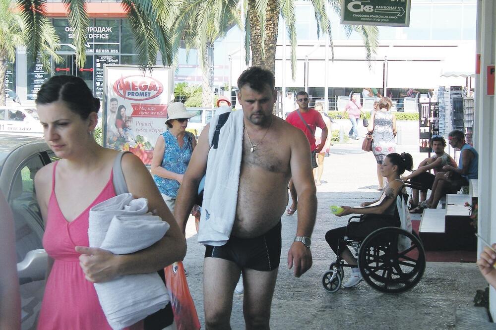 prosjačenje, prosjaci, Budva, Foto: Vuk Lajović