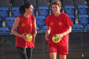 Bojana Popović i Mara Jovanović: Tandem snova za novu medalju