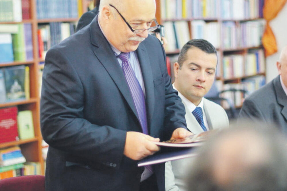 Hrvatsko nacionalo vijeće, Foto: Siniša Luković