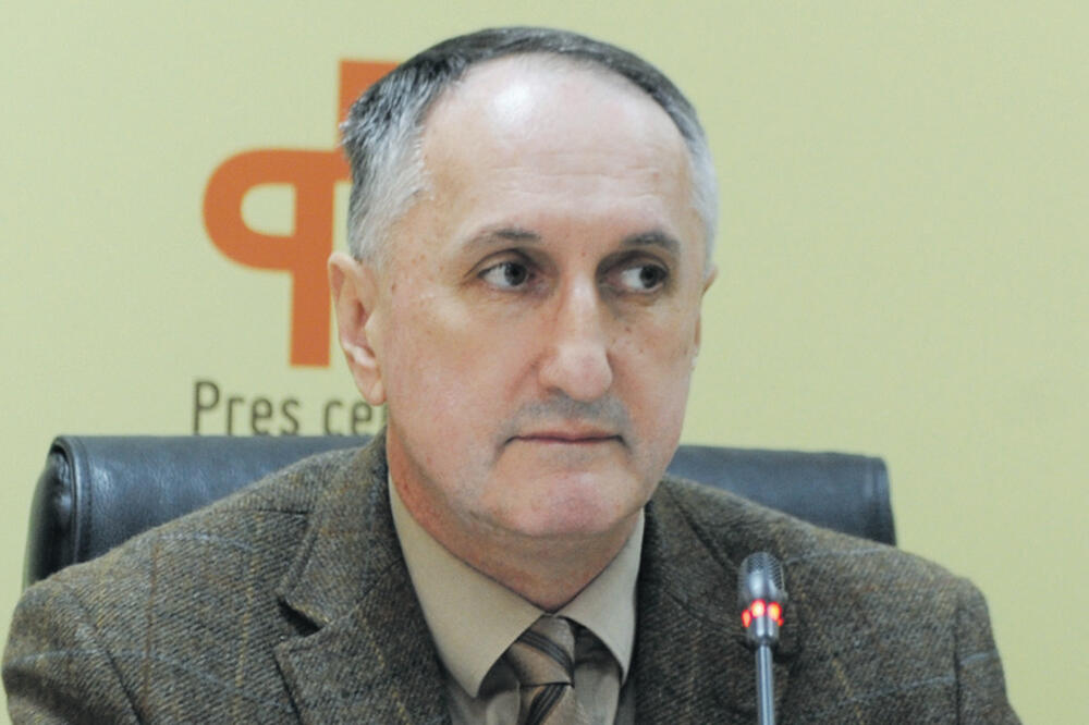 Momčilo Vuksanović