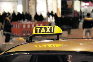 Podgorica: Taksista uhapšen, pocijepao kesicu sa drogom?