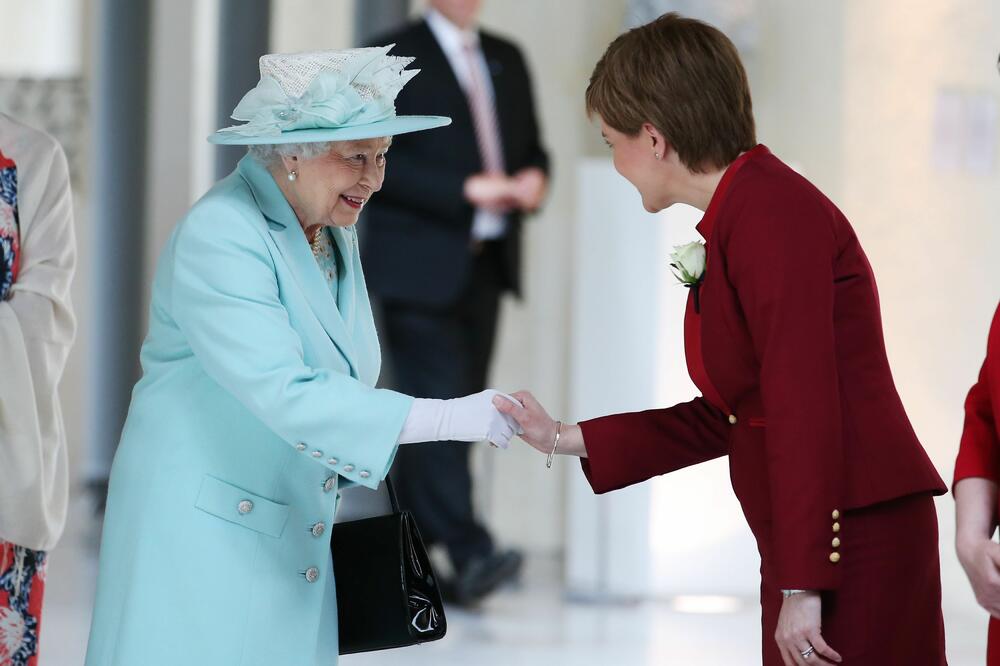 Kraljica Elizabeta, Nikola Stardžon, Foto: Reuters