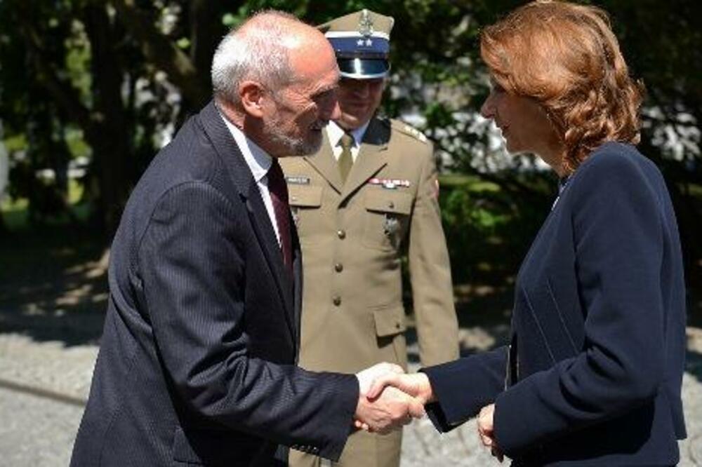 Antoni Maćerevič, Milica Pejanović Đurišić, Foto: Ministarstvo odbrane Crne Gore