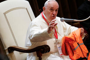 Vatikan: Papa nije pod uticajem krstaškog duha