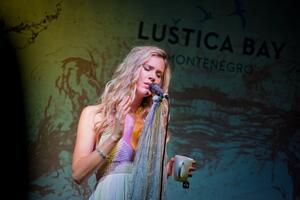 Britanska soul senzacija Joss Stone održala nezaboravan koncert u...