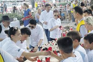 Fešta uz meso, vino i Rozgu