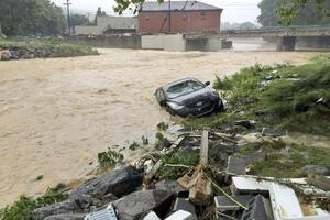 Više od 20 ljudi poginulo u poplavama u Zapadnoj Virdžiniji