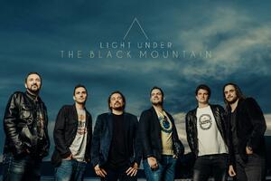 Light Under The Mountain na Lake festu