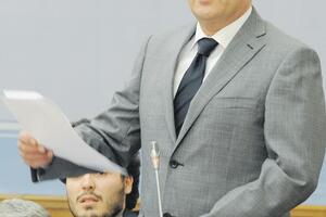 Bojanić pita Mila zašto ćuti o SD-u