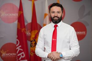 Tufegdžić: Država u Sutomoru ukida mogućnost gostu da popije kafu